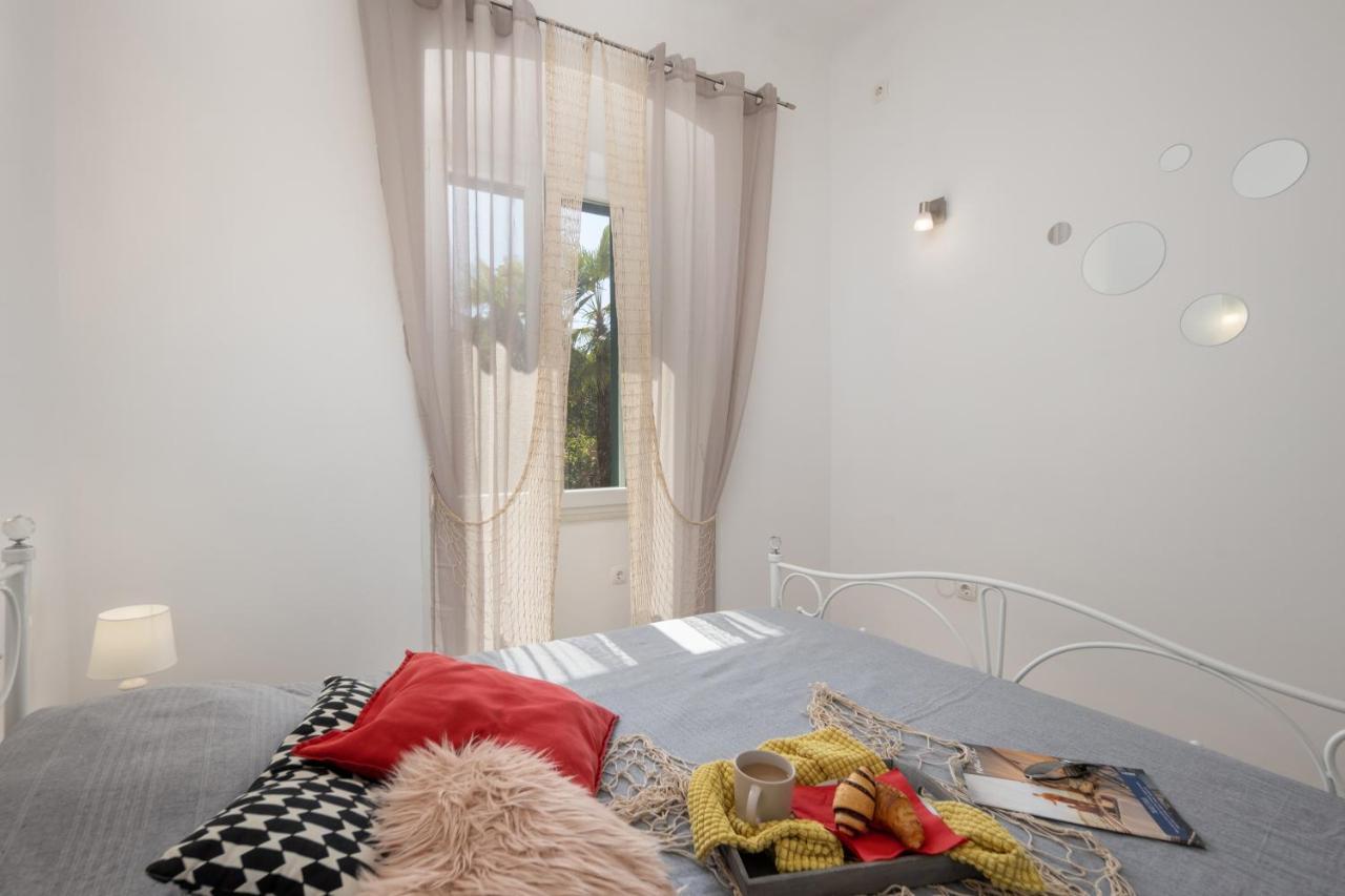Apartment Naval *